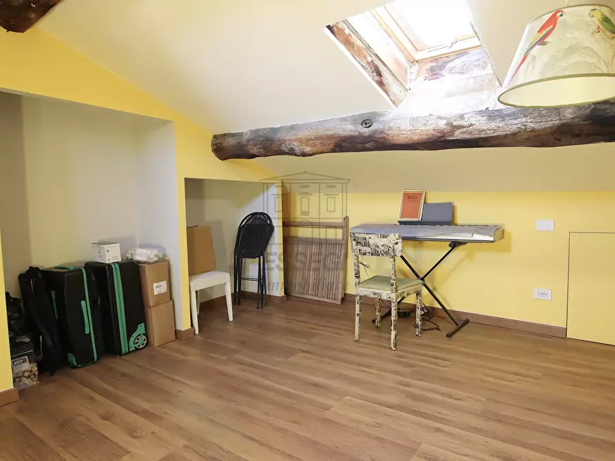 Immagine 22 di Appartamento in vendita  in Piazza del Salvatore 7 a Lucca