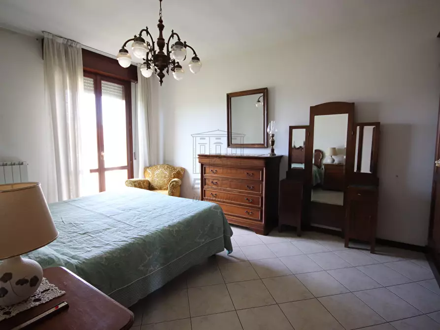 Immagine 5 di Appartamento in vendita  in Via Francesco Banchieri 82 a Capannori