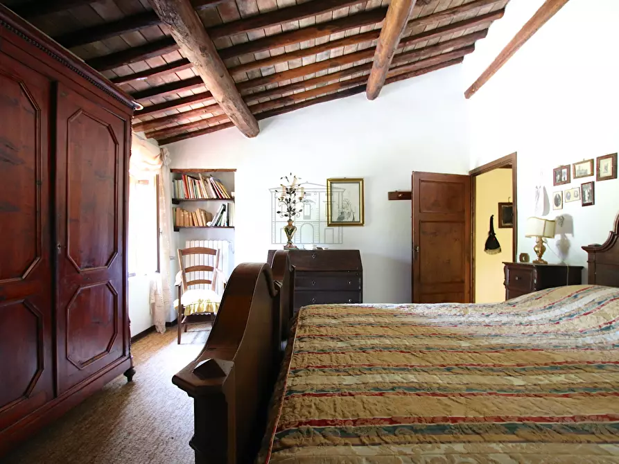Immagine 81 di Rustico / casale in vendita  in Via della Chiesa di Gragnano a Lucca