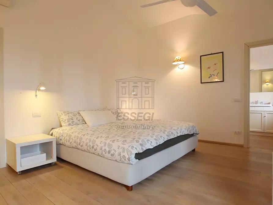 Immagine 16 di Villa in vendita  in Via della Chiesa X 466 a Lucca