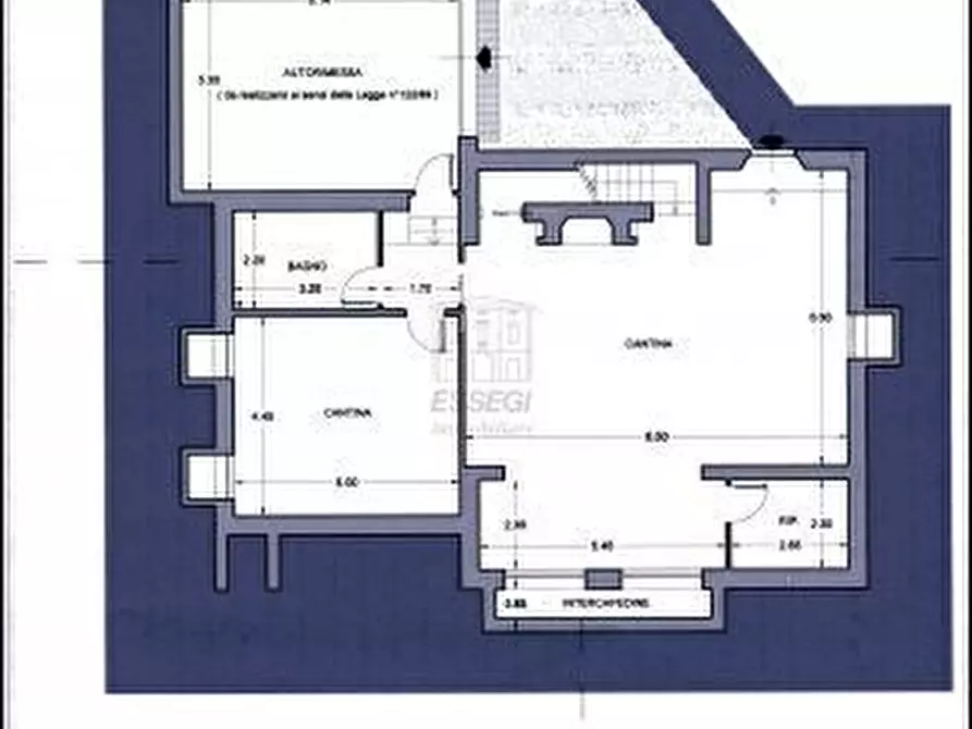 Immagine 3 di Villa in vendita  a Lucca