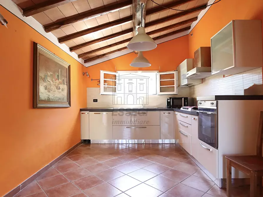 Immagine 8 di Villa in vendita  in Via Comunale Campolungo 51 a Lucca