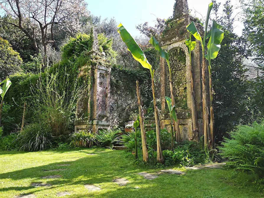 Immagine 7 di Villa in vendita  in Via di Vorno a Capannori