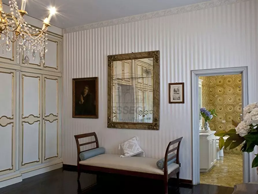 Immagine 13 di Villa in vendita  in Viale Umberto I 148 a Bagni Di Lucca