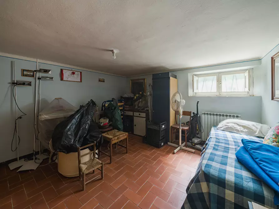 Immagine 51 di Villa in vendita  in Via Castruccio Buonamici a Lucca