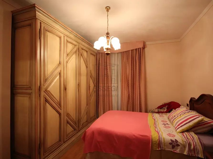 Immagine 20 di Villa in vendita  in via delle foreste a Lucca