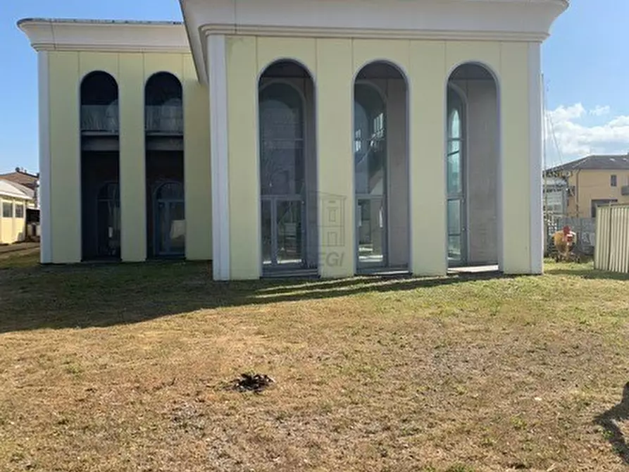 Immagine 12 di Attività artigianale in vendita  in Via della Chiesa 9 a Capannori