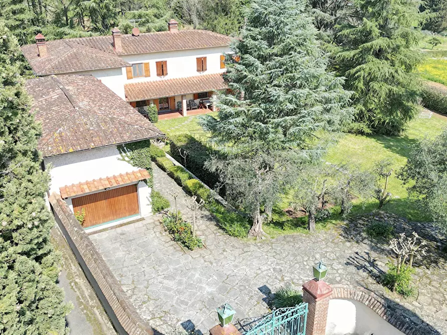 Immagine 4 di Rustico / casale in vendita  in Via di Villa Gaia 508 a Lucca