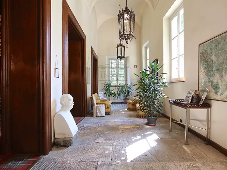 Immagine 10 di Villa in vendita  in Via della Pollicchia 50 a Lucca