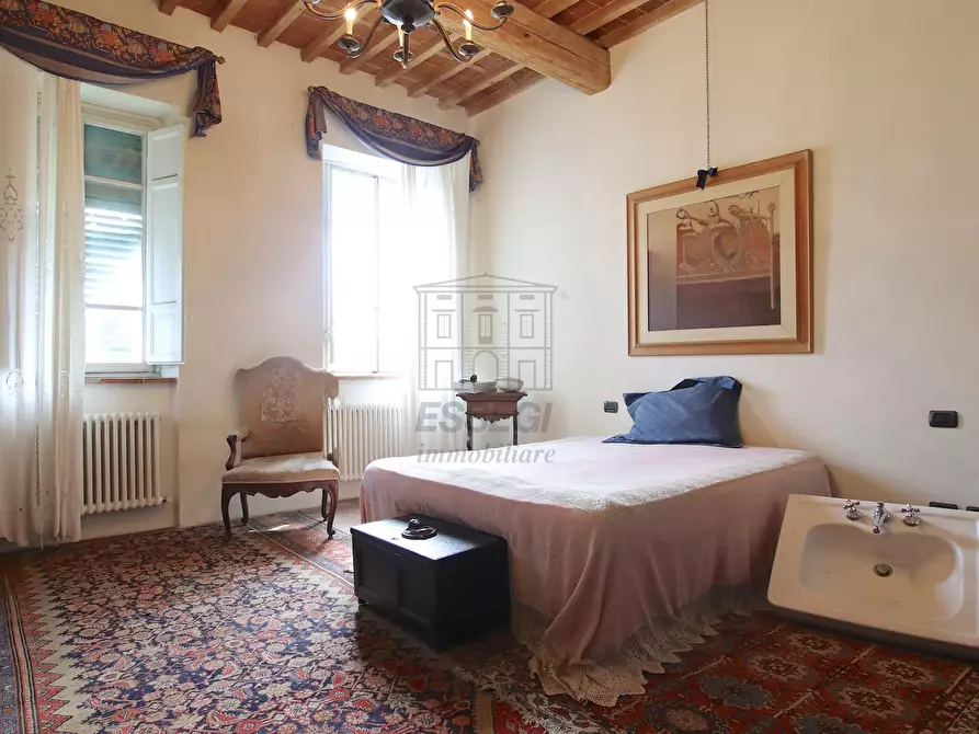 Immagine 26 di Villa in vendita  in Via Romana 914 a Lucca