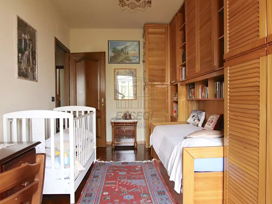 Immagine 11 di Villa in vendita  in Via delle Ville Prima a Lucca