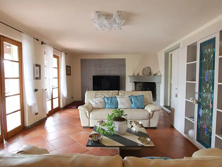 Immagine 5 di Villa in vendita  in Via dei Cotani 211 a Lucca