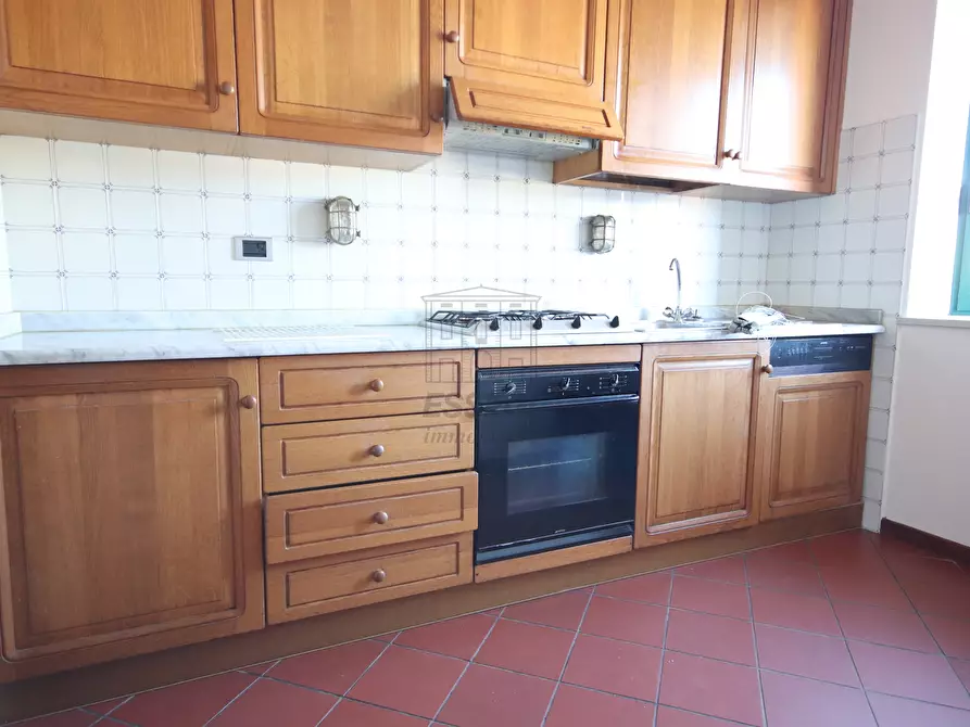 Immagine 10 di Appartamento in affitto  in Via San Donato 100 a Lucca