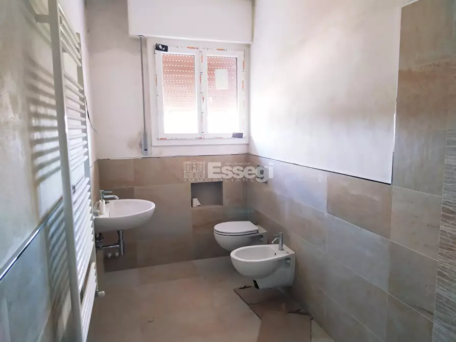 Immagine 2 di Appartamento in affitto  in Via Enrico Pea 74 a Lucca