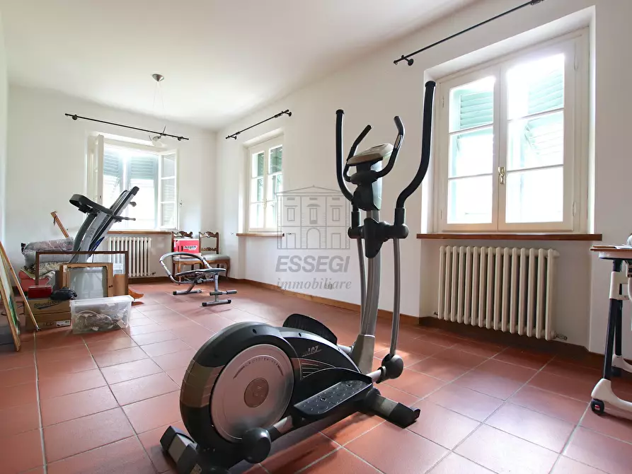 Immagine 76 di Villa in vendita  in Via di segromigno a Capannori