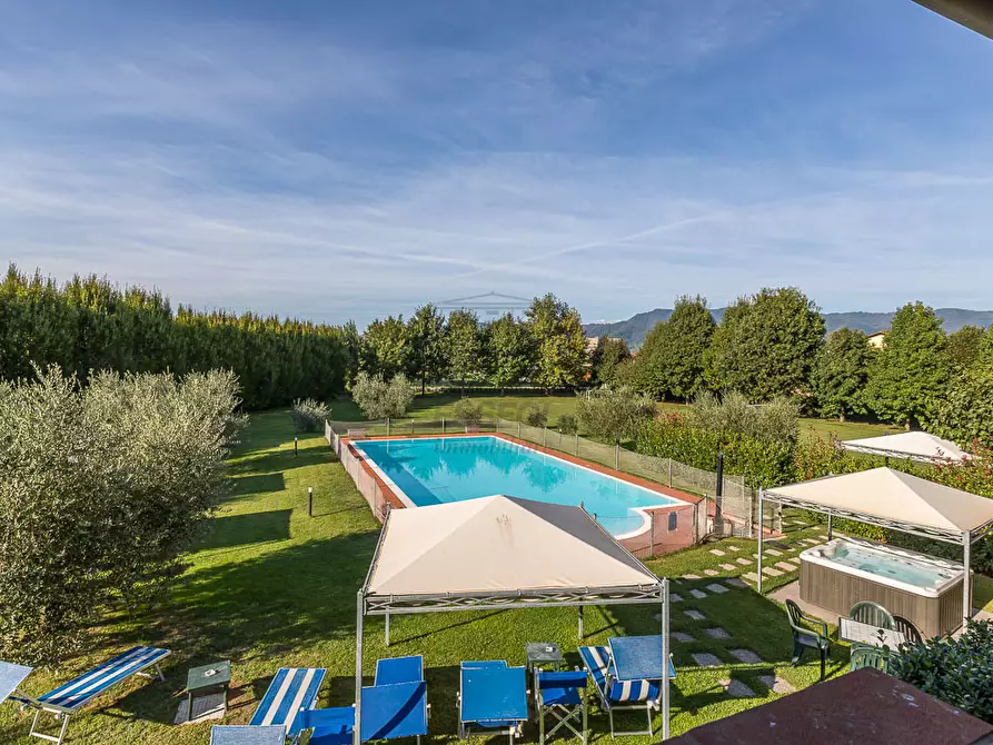 Immagine 8 di Rustico / casale in vendita  in Via di Rocchino 60 a Lucca