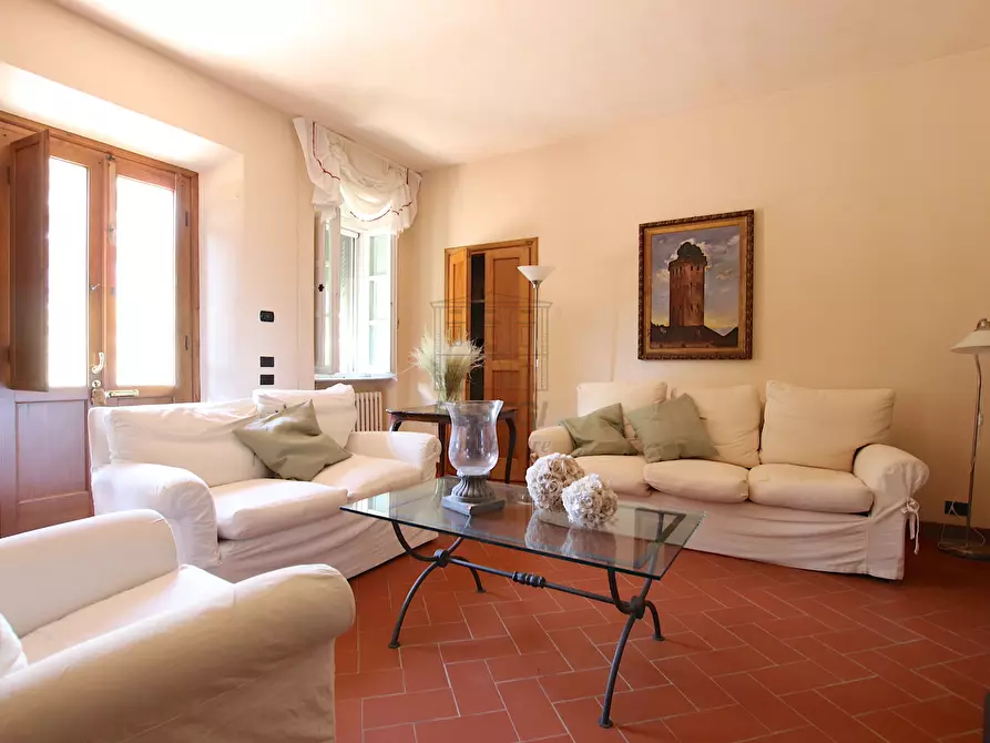 Immagine 50 di Villa in vendita  in Via di segromigno a Capannori