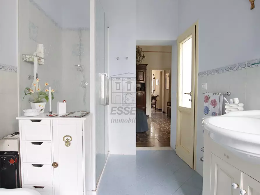 Immagine 15 di Appartamento in vendita  in Piazzale Giuseppe Verdi 1 a Lucca