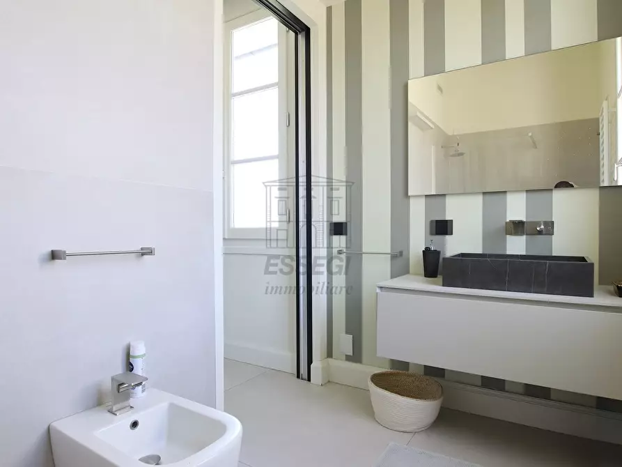 Immagine 36 di Villa in vendita  in Via Don Emilio Angeli a Lucca