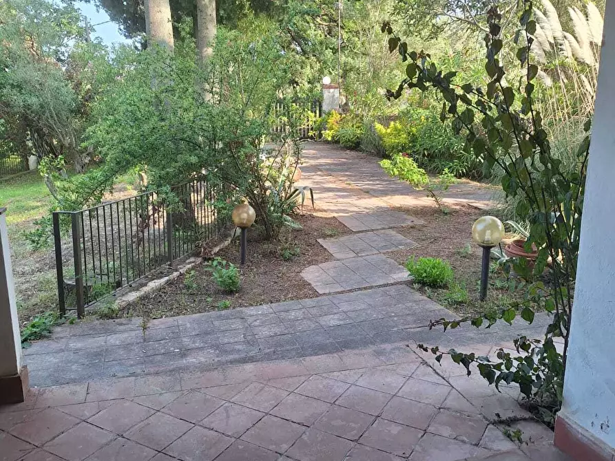 Immagine 1 di Villa in vendita  in Località Valdaro a Settingiano