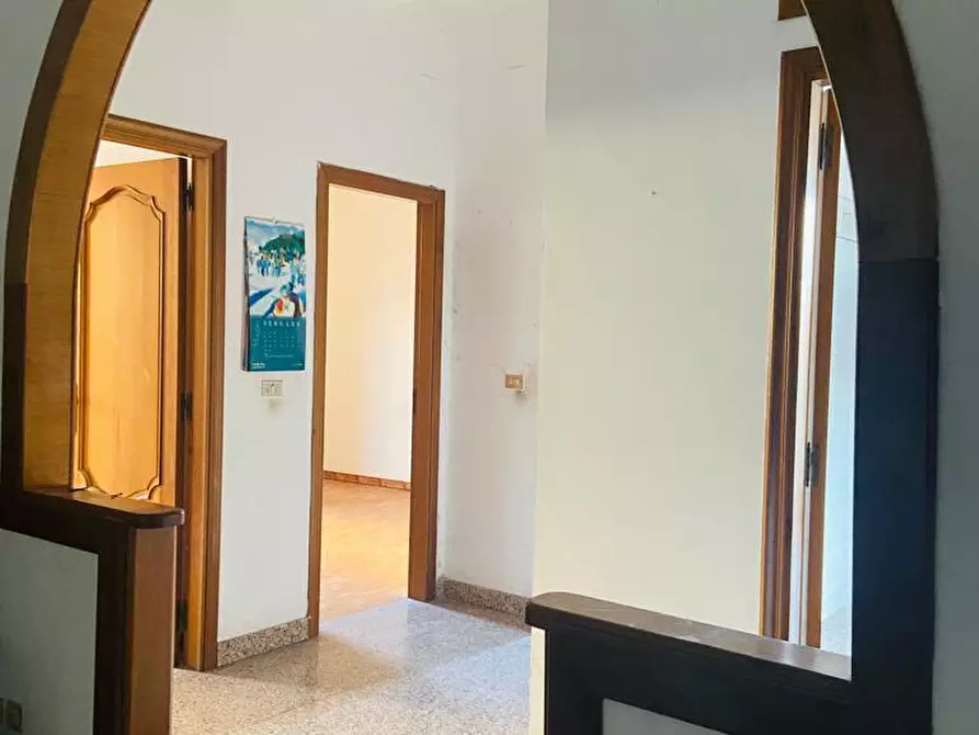 Immagine 12 di Trilocale in vendita  in Via Guglielmo Marconi 9 a Reggio Di Calabria