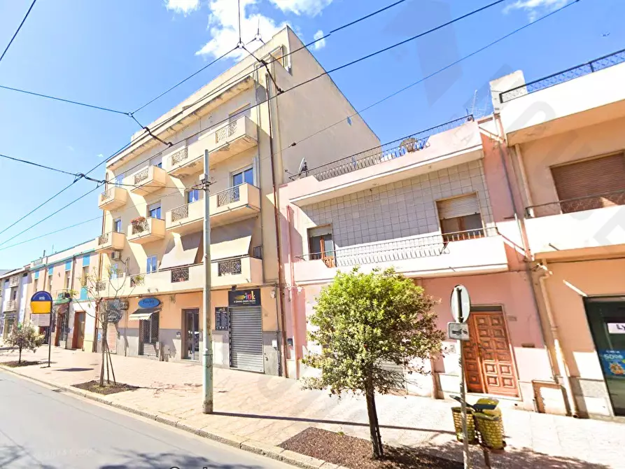 Immagine 1 di Locale commerciale in vendita  in Via Marconi 228 a Quartu Sant'elena