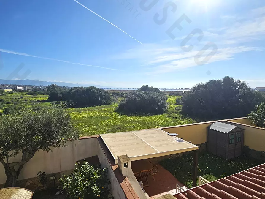 Immagine 18 di Villetta a schiera in vendita  a Quartu Sant'elena