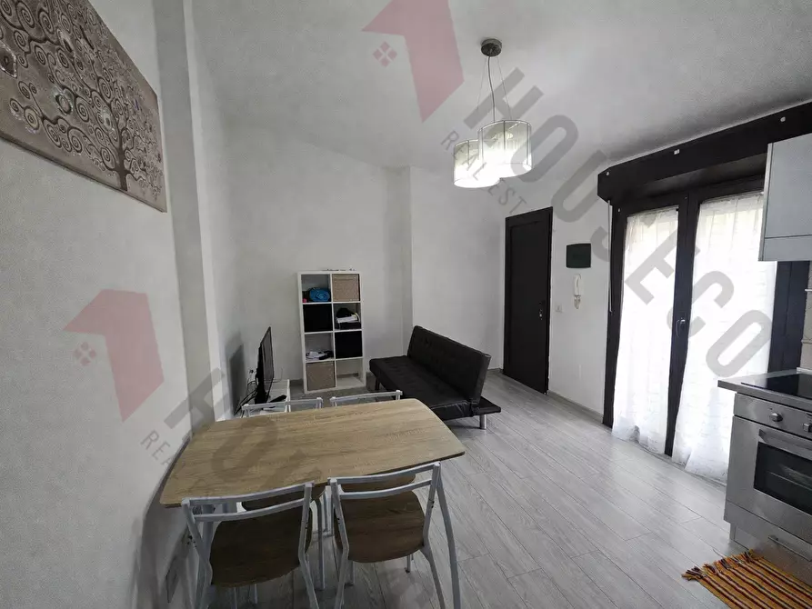 Immagine 2 di Appartamento in vendita  in Via G. Rossa 1 a Maracalagonis