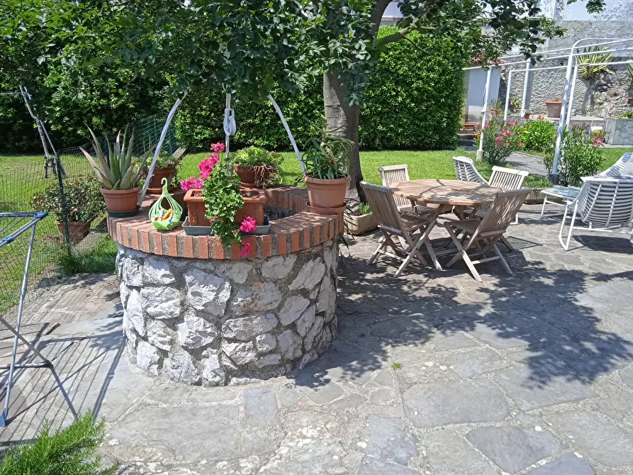 Immagine 3 di Casa bifamiliare in vendita  a Sarzana