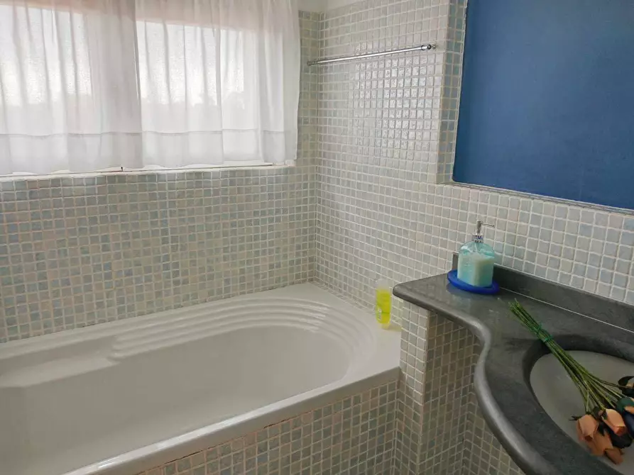 Immagine 20 di Mansarda in vendita  a Ameglia