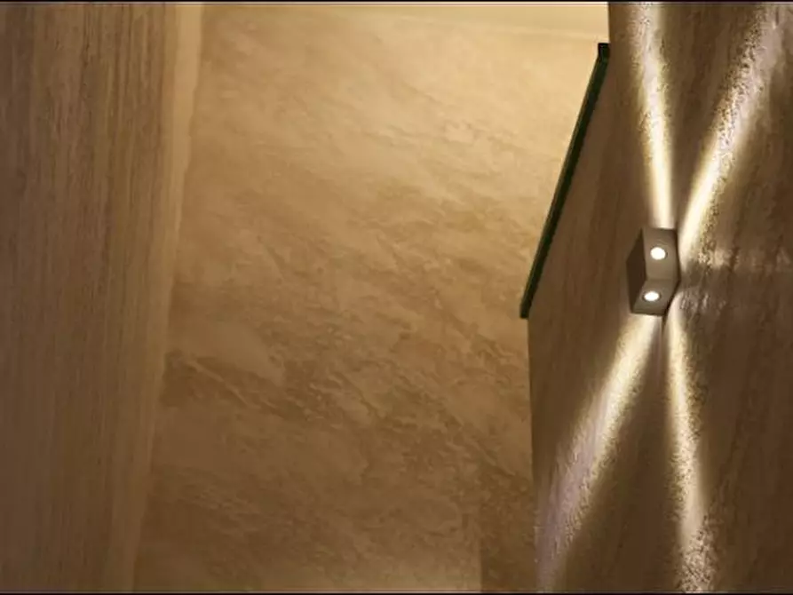 Immagine 24 di Casa semindipendente in vendita  a Lerici