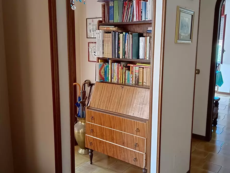 Immagine 8 di Pentalocale in vendita  a Fosdinovo