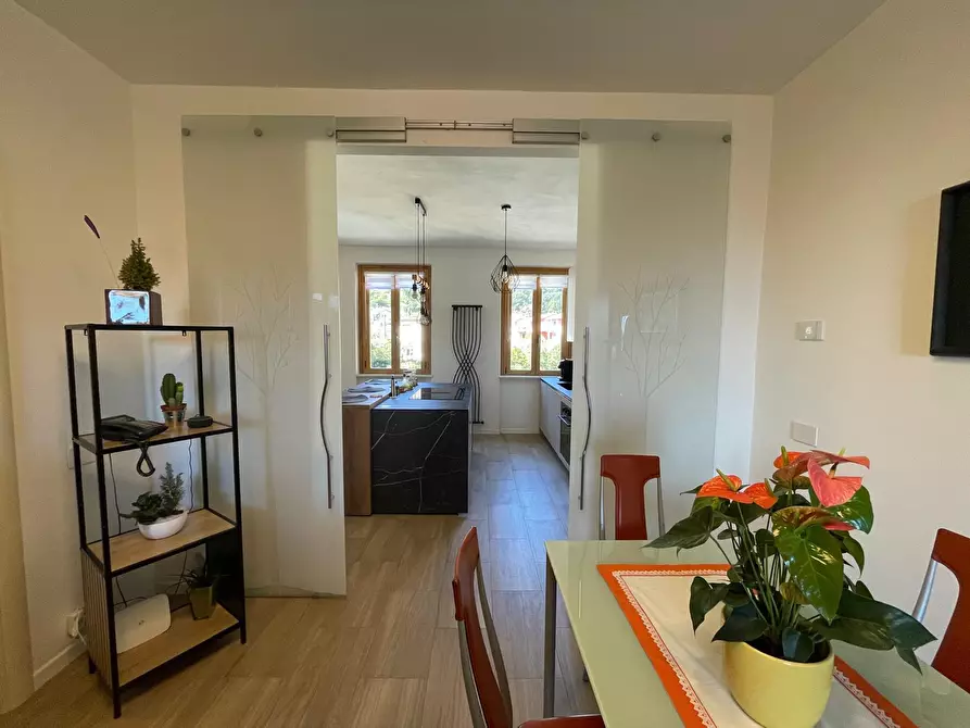 Immagine 5 di Quadrilocale in vendita  a Ameglia