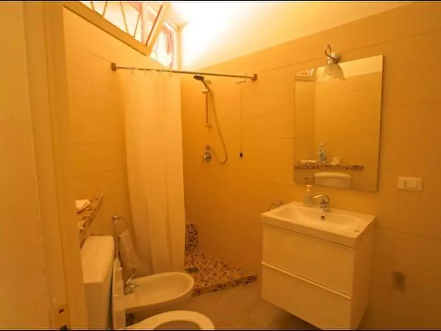 Immagine 6 di Monolocale in vendita  a Ameglia