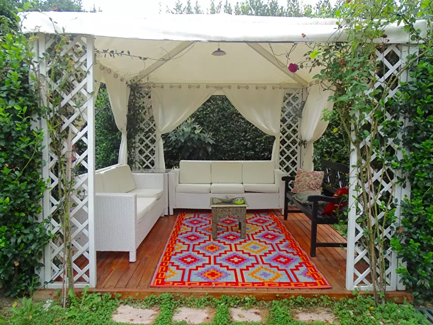 Immagine 54 di Villa in vendita  a Sarzana