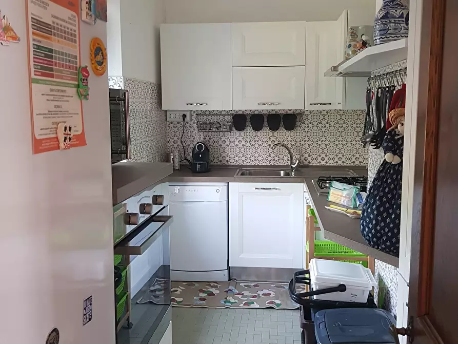 Immagine 11 di Casa semindipendente in vendita  a Ameglia