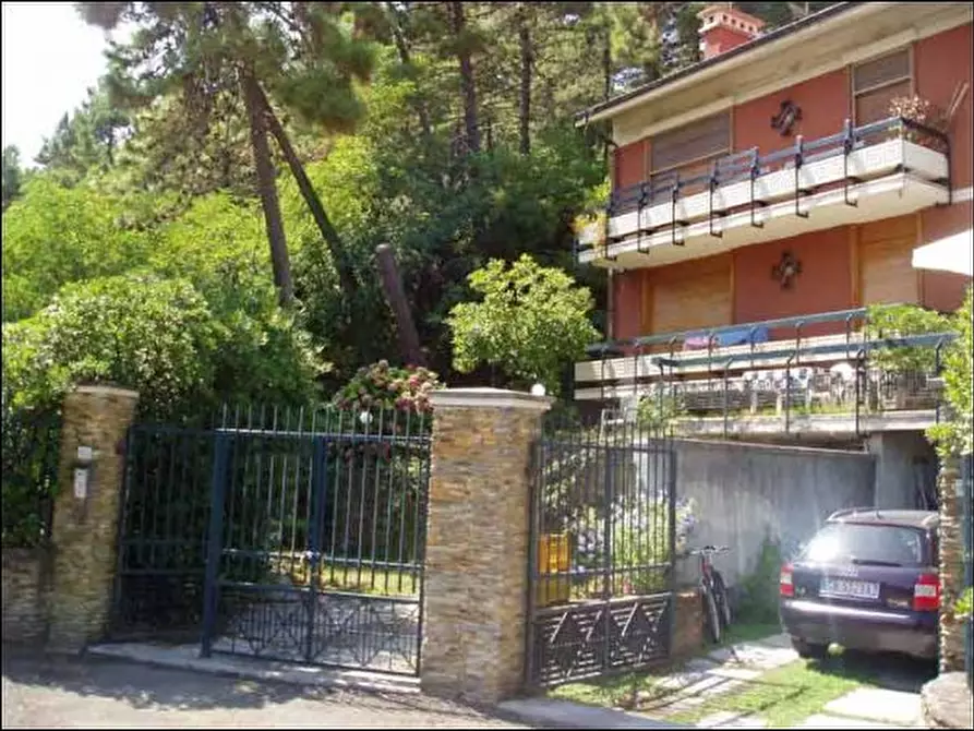 Immagine 4 di Quadrilocale in vendita  a Ameglia