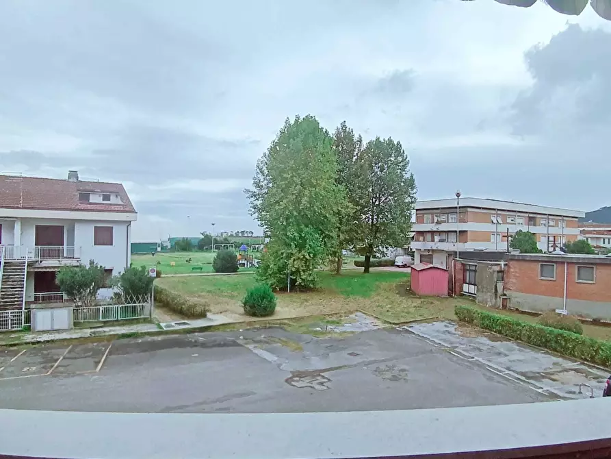 Immagine 1 di Bilocale in vendita  a Ortonovo