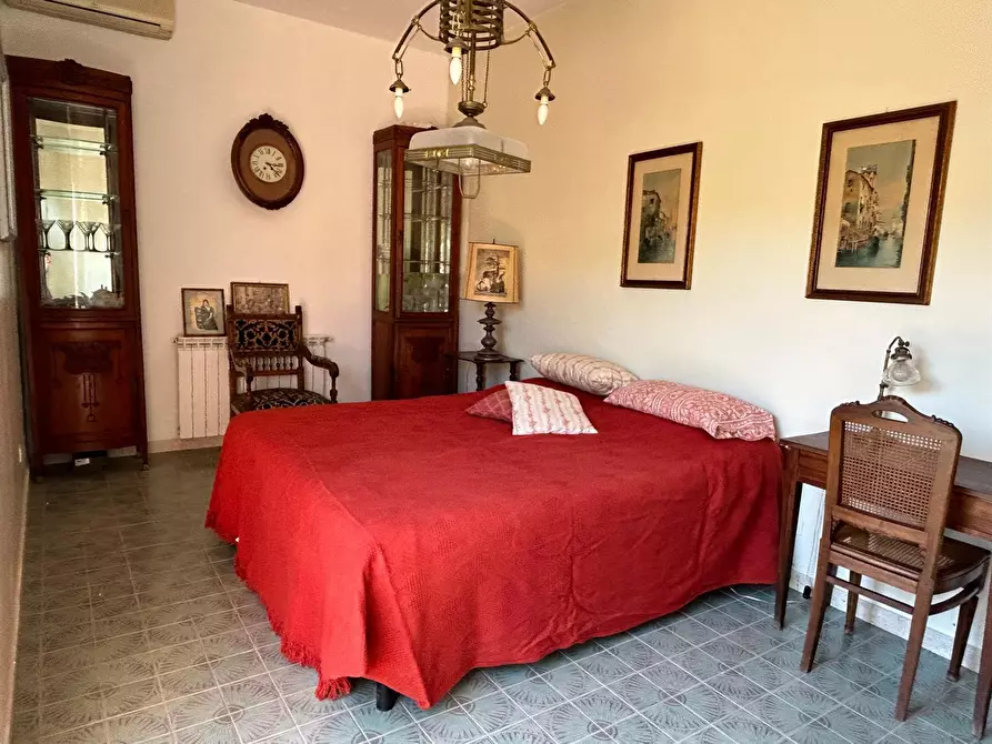 Immagine 23 di Quadrilocale in vendita  a Carrara