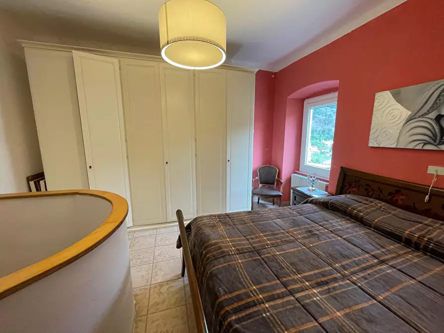 Immagine 15 di Porzione di casa in vendita  a Ameglia