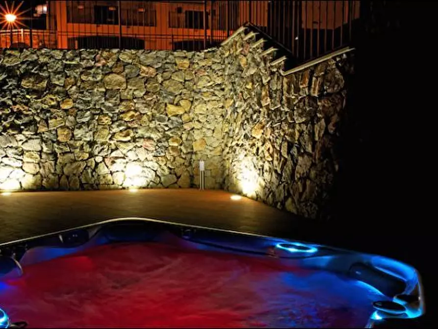 Immagine 7 di Casa semindipendente in vendita  a Lerici