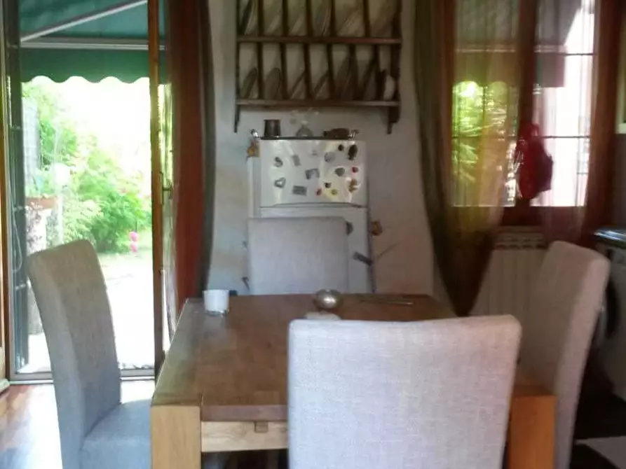 Immagine 2 di Casa semindipendente in vendita  a Ameglia