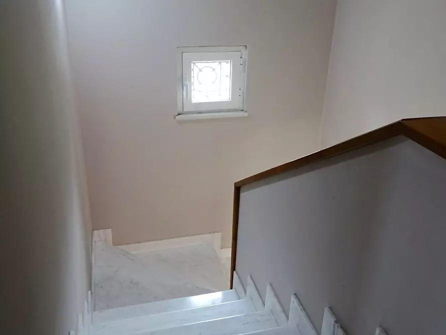 Immagine 27 di Villa in vendita  a Sarzana