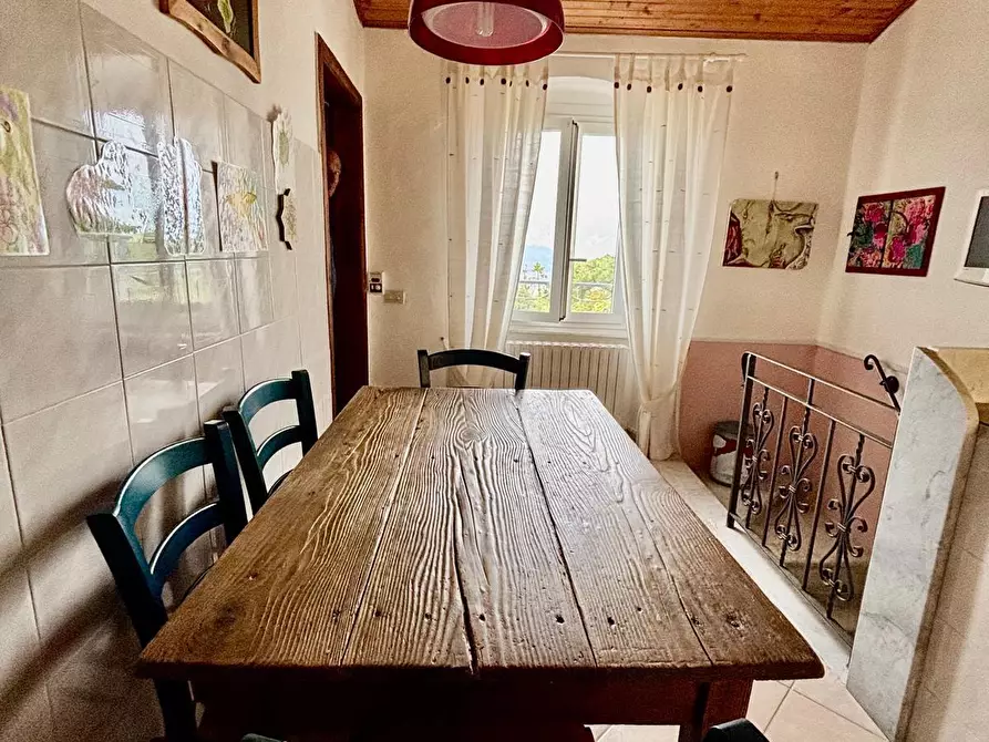 Immagine 2 di Bilocale in affitto  a Ameglia
