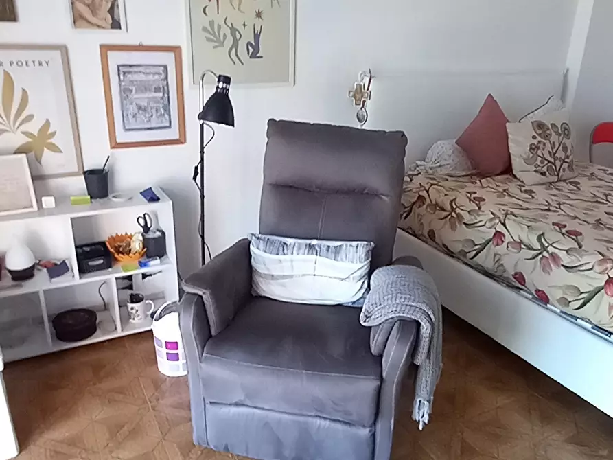 Immagine 15 di Appartamento in vendita  in Via Pietro Gori a Sarzana