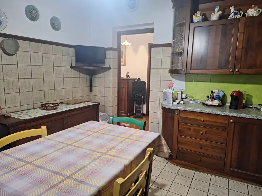 Immagine 14 di Appartamento in affitto  a La Spezia