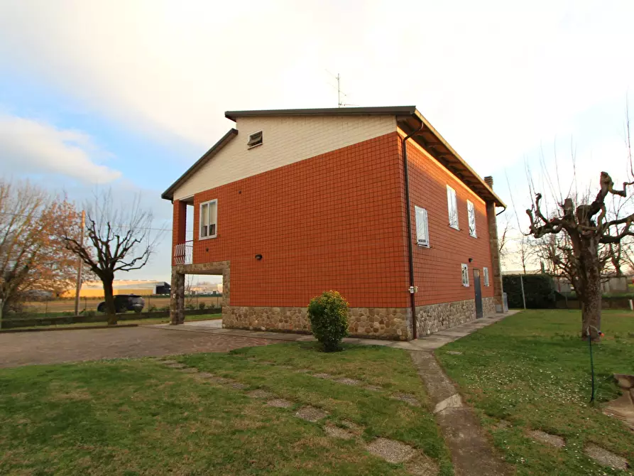 Immagine 28 di Casa indipendente in vendita  in Via Tombetto 18-22 a Valsamoggia