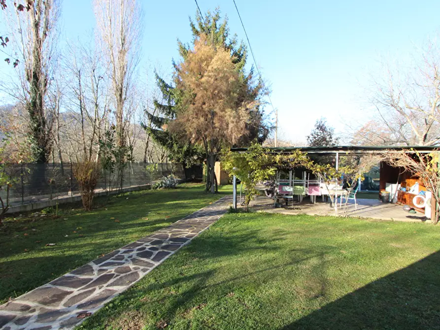 Immagine 8 di Casa indipendente in vendita  in Via Cassola a Valsamoggia