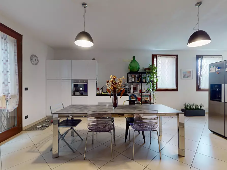 Immagine 5 di Villetta a schiera in vendita  in Via A. Pallotti a Valsamoggia