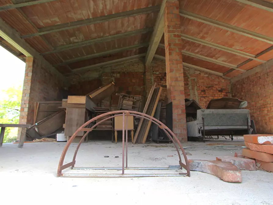 Immagine 9 di Rustico / casale in vendita  in via Castello a Valsamoggia